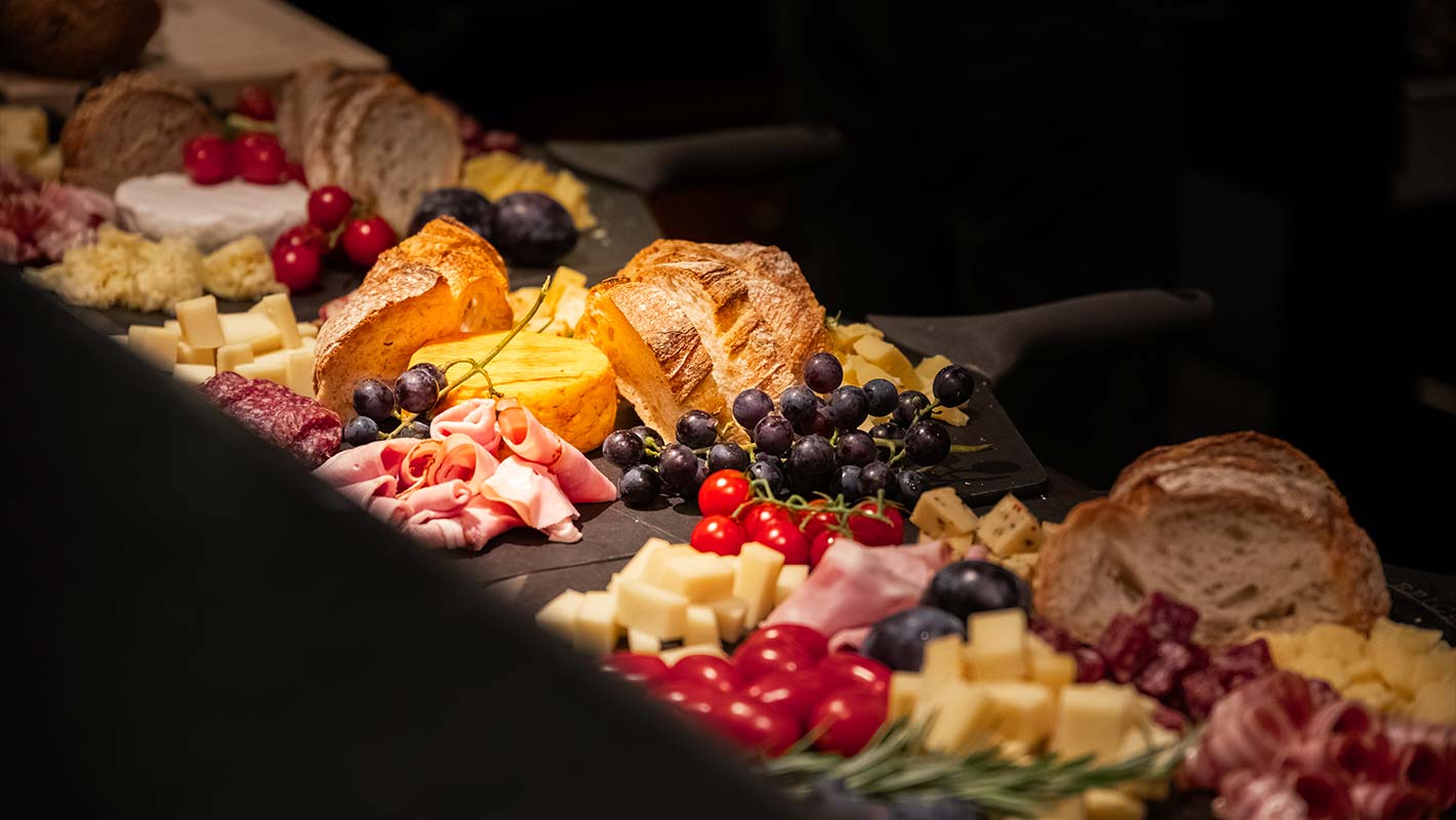 Autorenabend Apéro Plättli passend zum Film nach dem Q&A